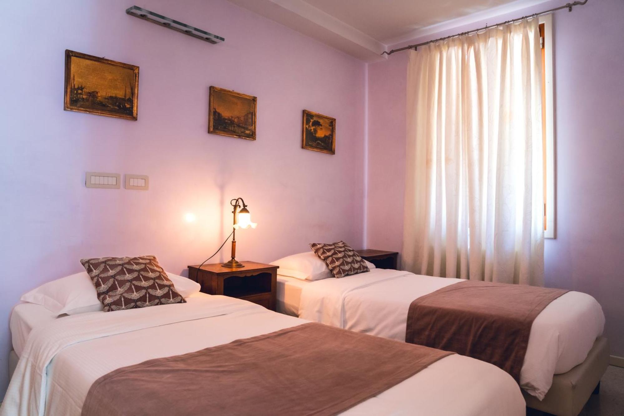 Palazzo San Luca Hotel Венеция Екстериор снимка