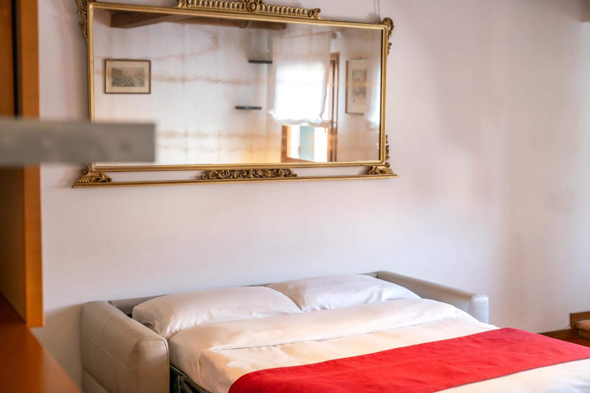 Palazzo San Luca Hotel Венеция Стая снимка