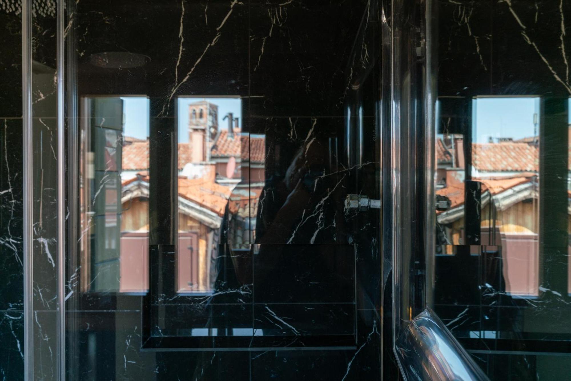 Palazzo San Luca Hotel Венеция Стая снимка