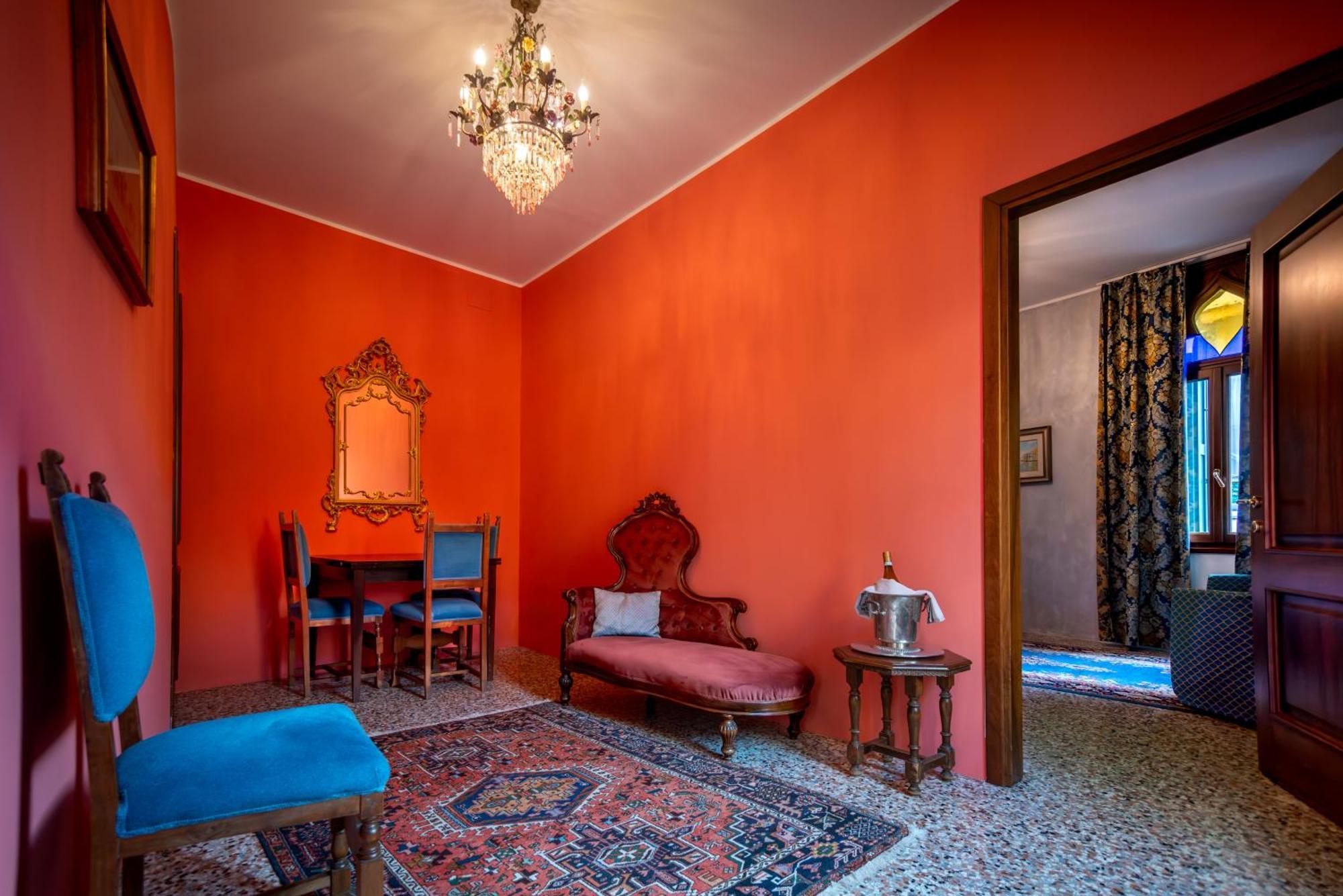 Palazzo San Luca Hotel Венеция Стая снимка